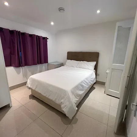 Guest house Lovely In Kimmage, Dublin