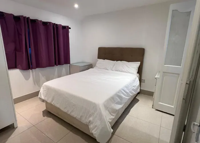 Hotel Lovely In Kimmage, Dublino